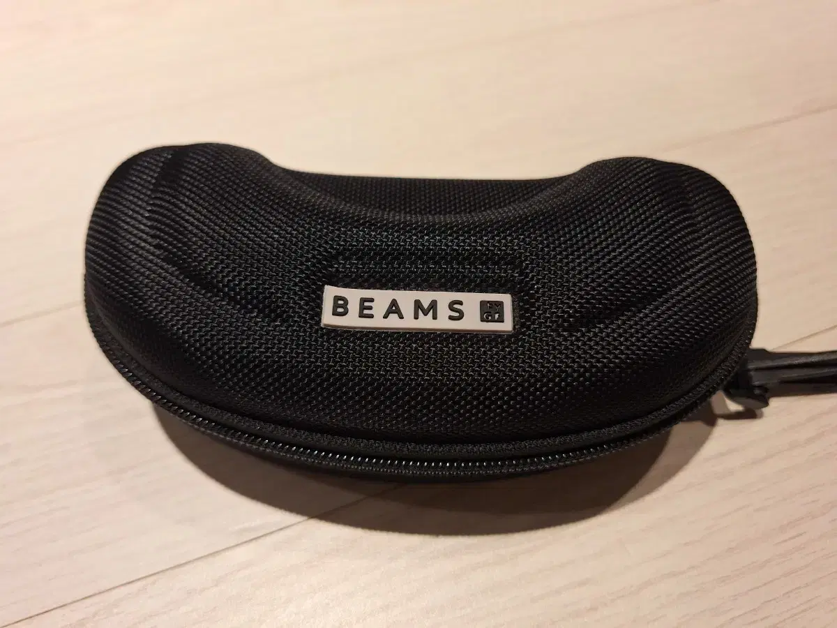 BEAMS 스포츠선그라스